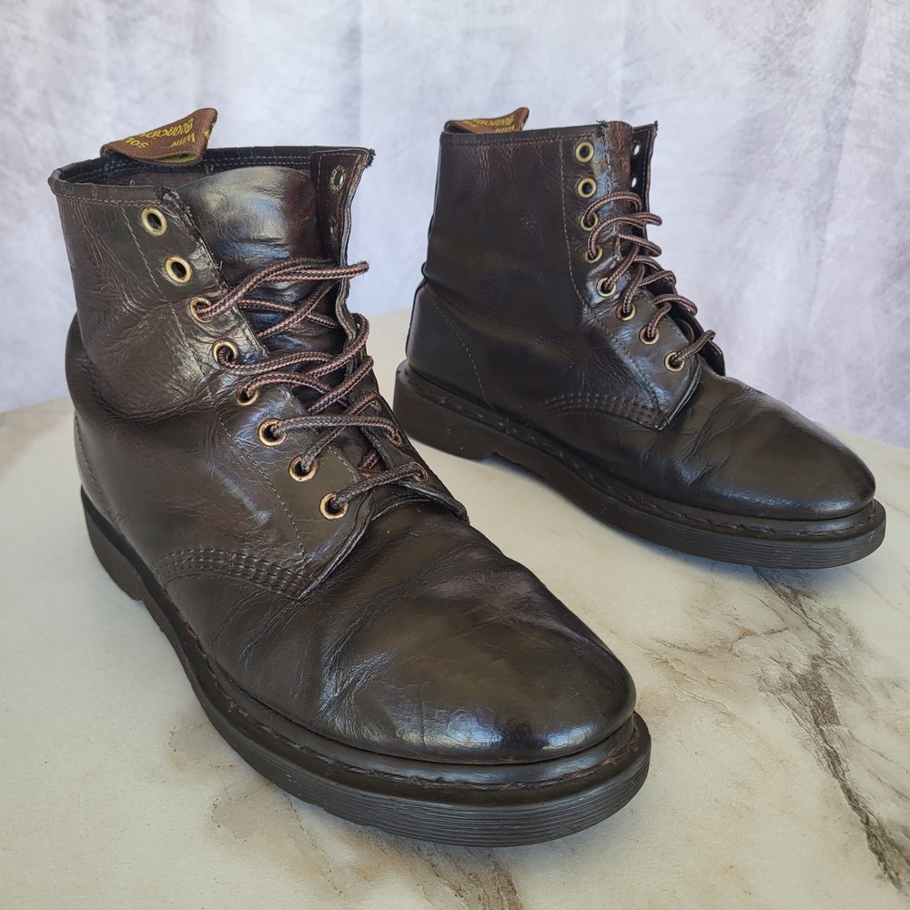 Dr. Martens 11822 Size 9 Men's Combat Biker Boots Brown Distressed
